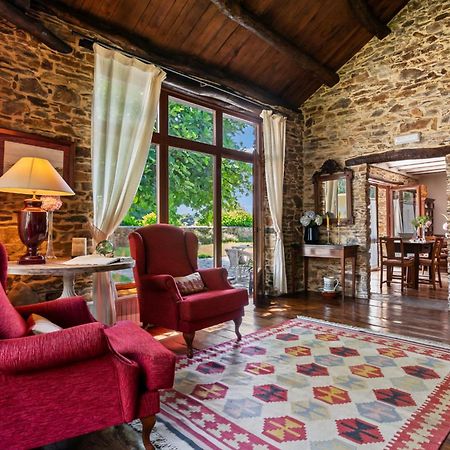 카스트로폴 Casa Peleyon B&B 외부 사진