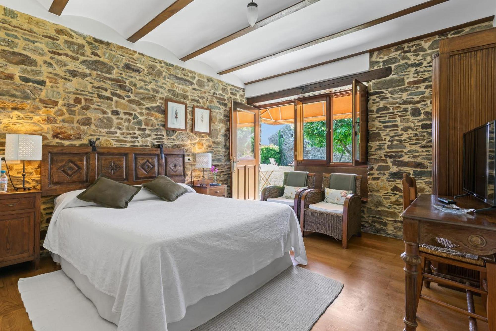 카스트로폴 Casa Peleyon B&B 외부 사진