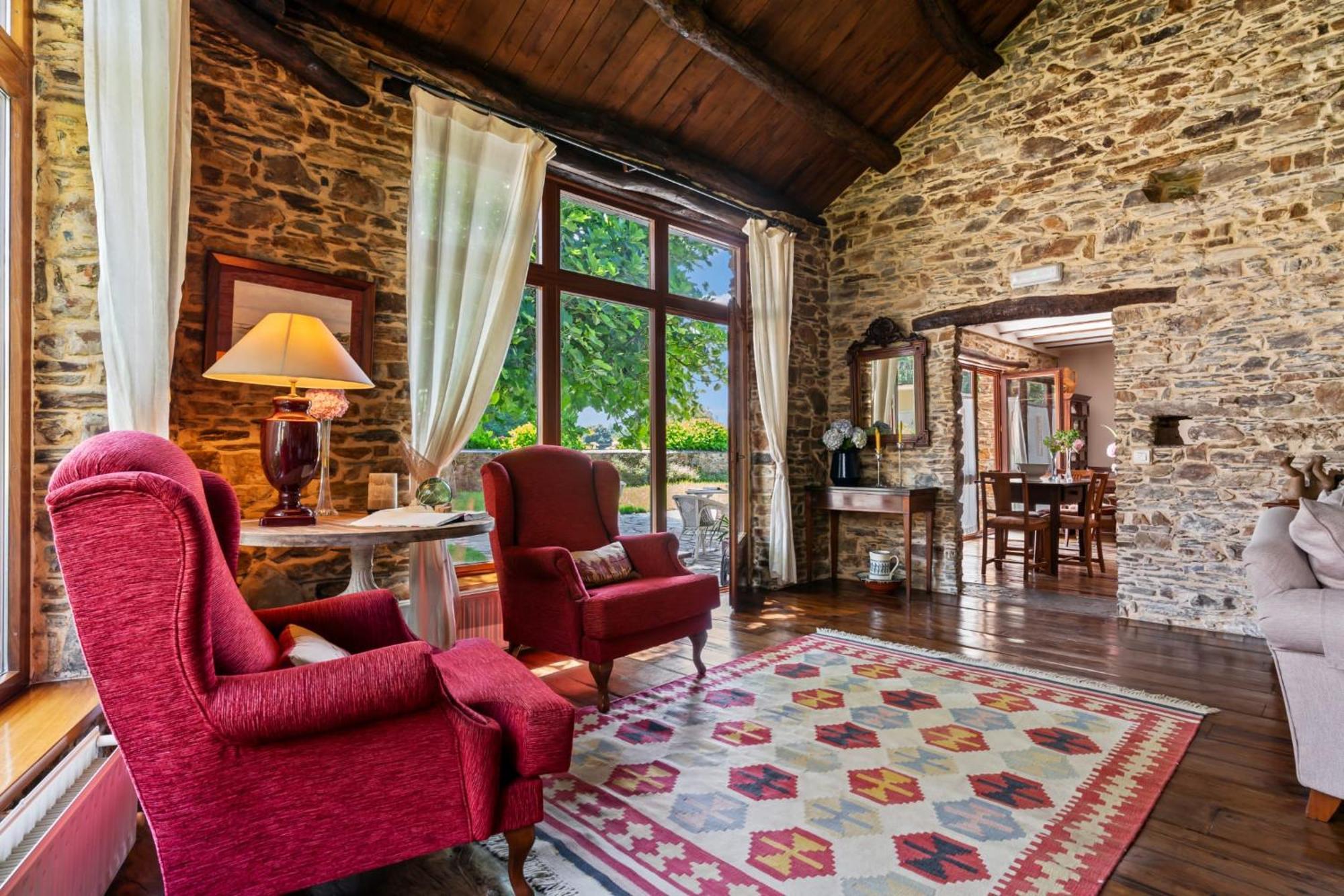 카스트로폴 Casa Peleyon B&B 외부 사진