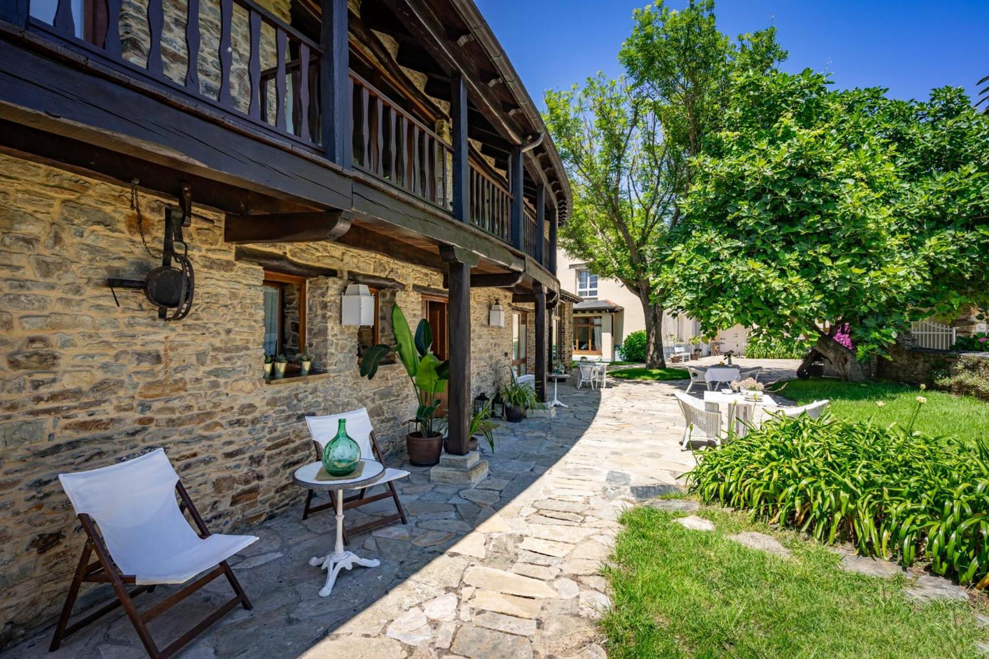 카스트로폴 Casa Peleyon B&B 외부 사진